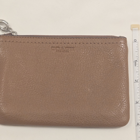 NWT Coach Sadle Brown Wristlet - Picture 2 of 6